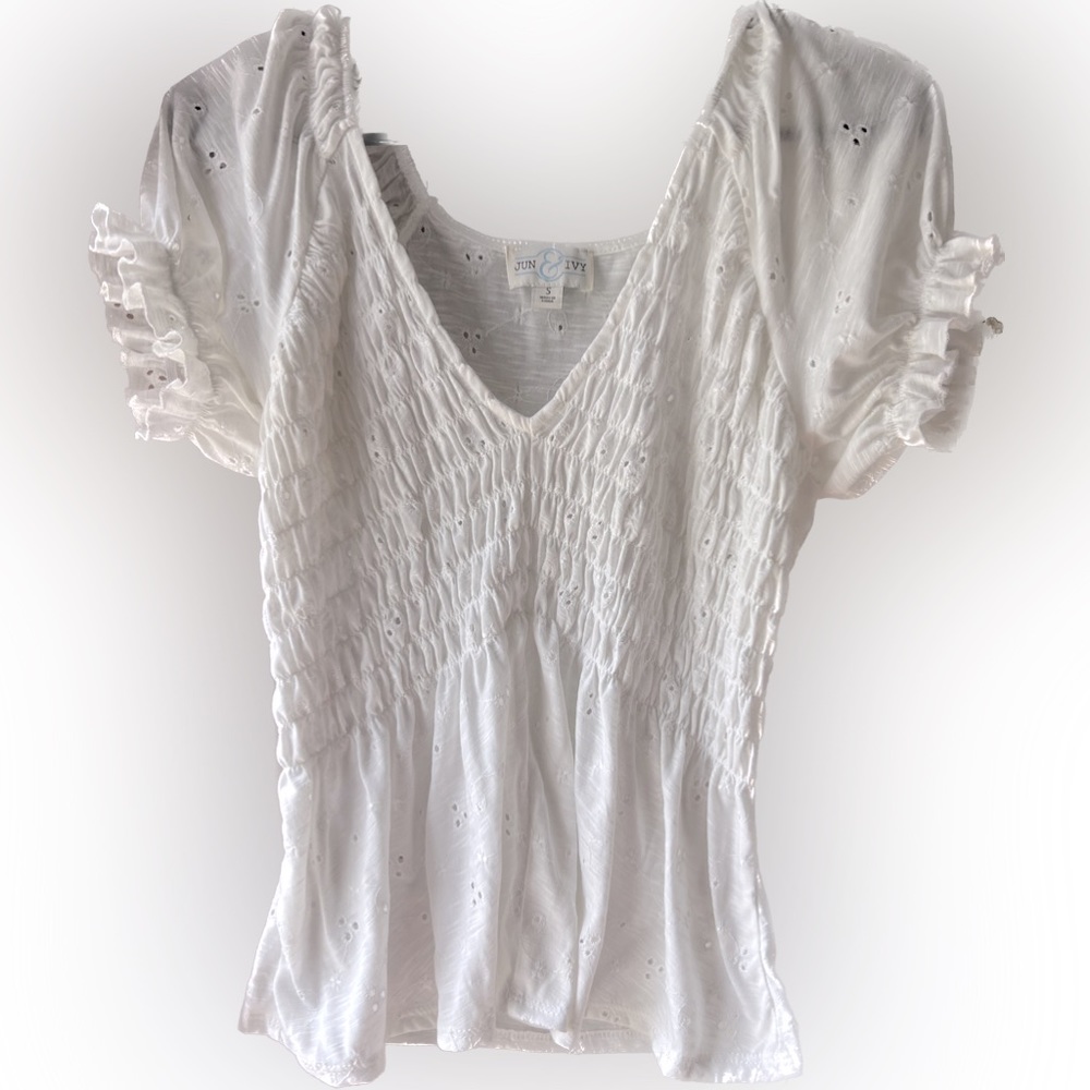 Francesca’s Jun & Ivy Boutique White Blouse